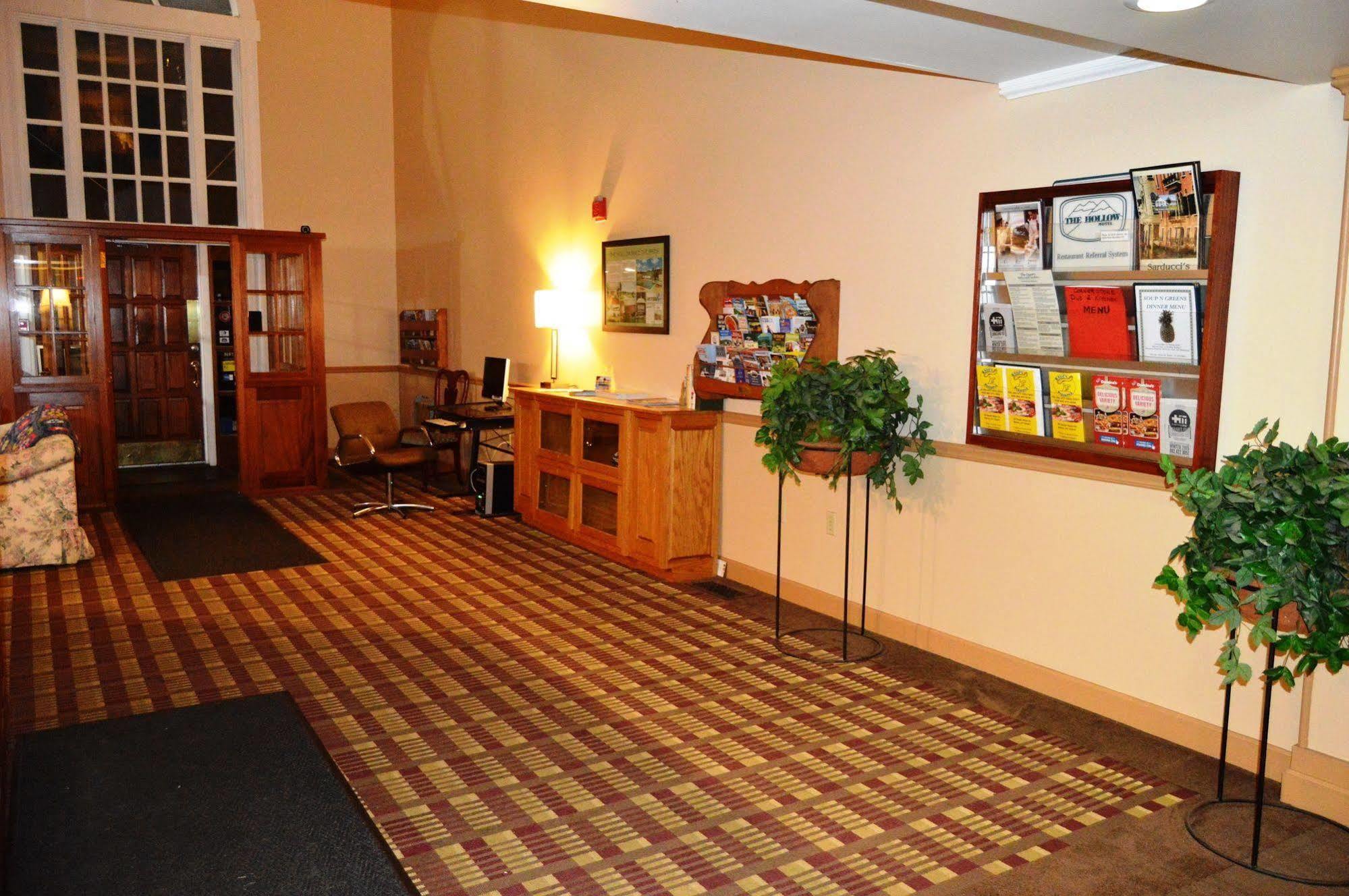 New World Inn Barre Dış mekan fotoğraf