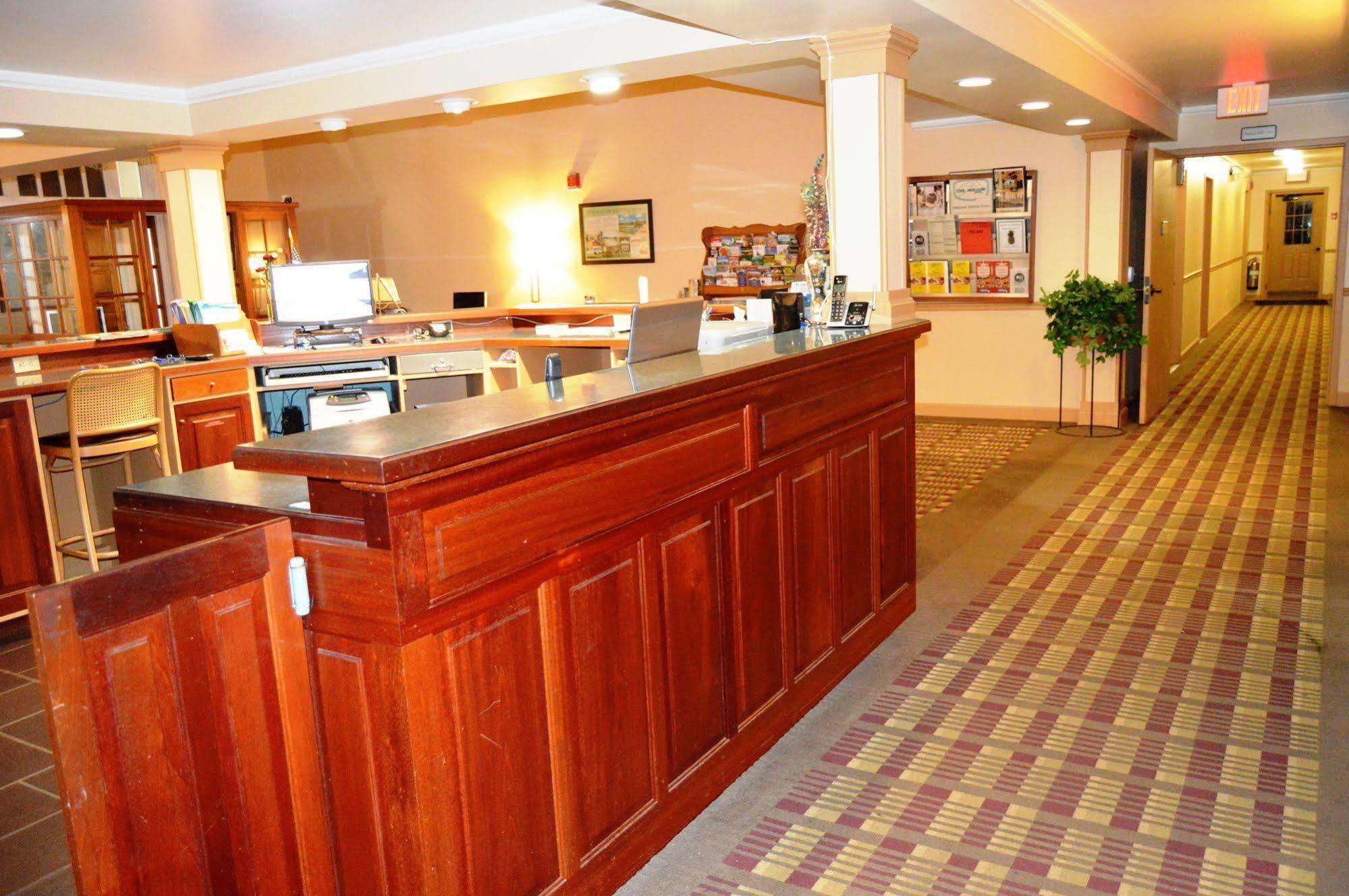 New World Inn Barre Dış mekan fotoğraf