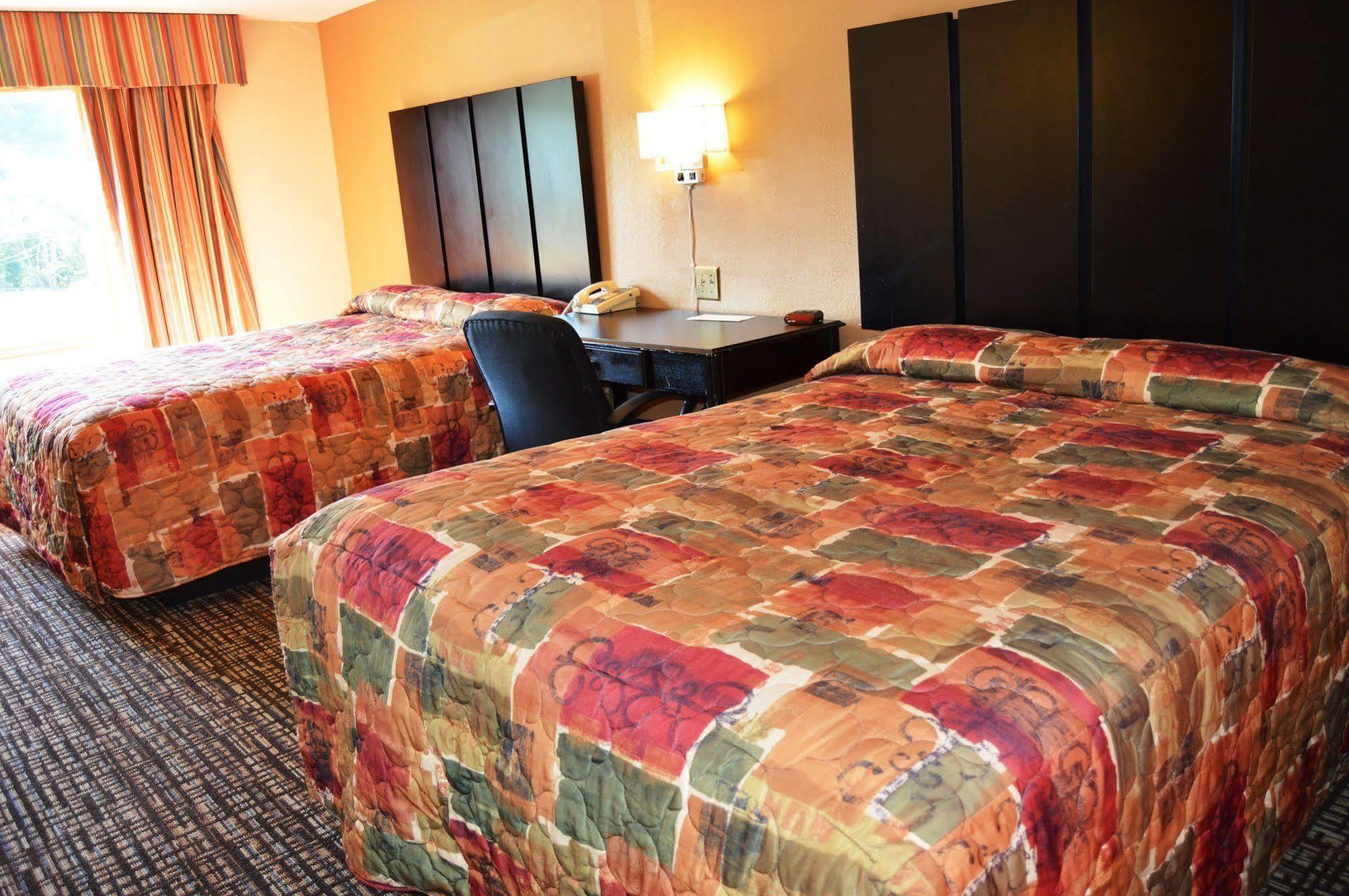 New World Inn Barre Dış mekan fotoğraf