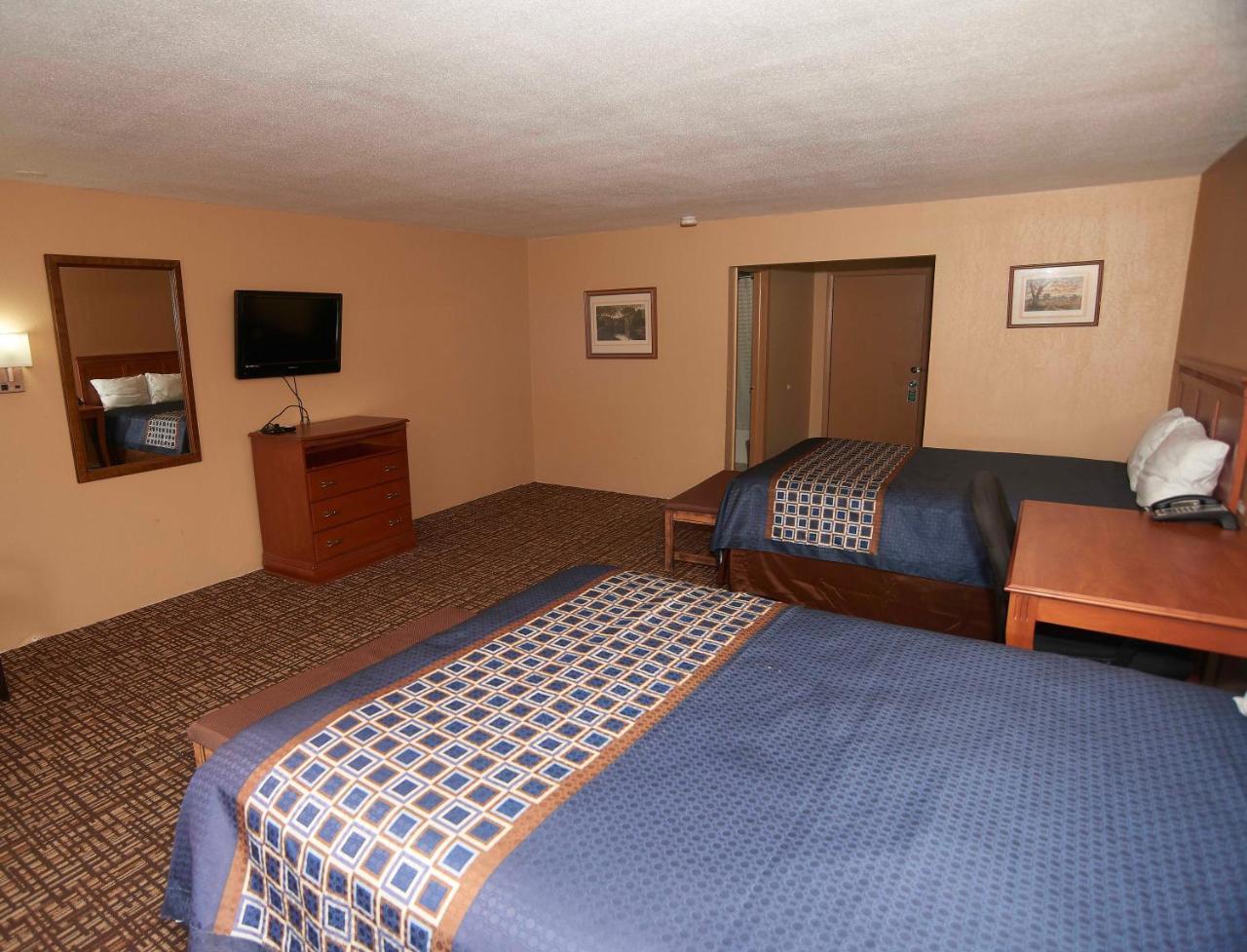 New World Inn Barre Dış mekan fotoğraf