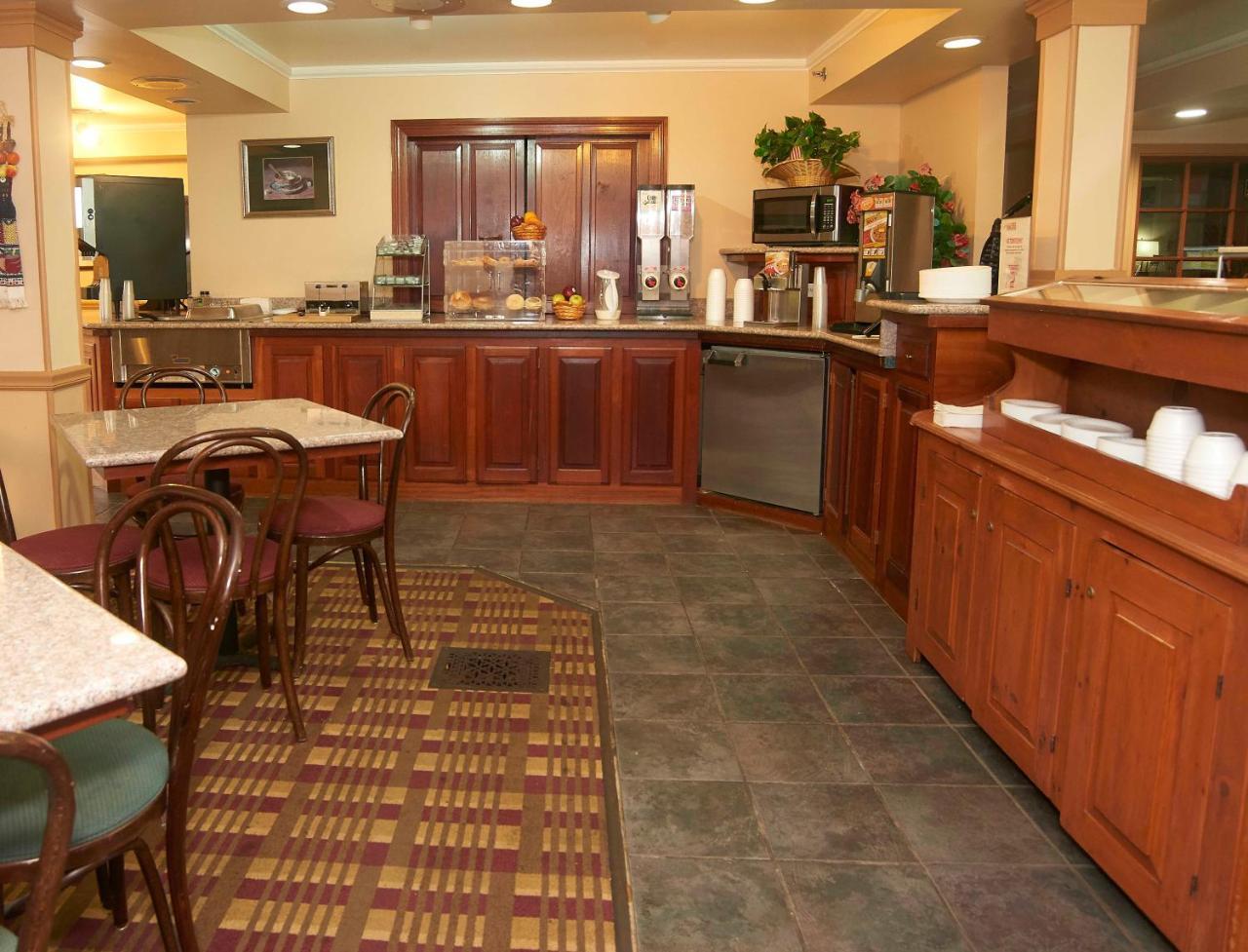 New World Inn Barre Dış mekan fotoğraf